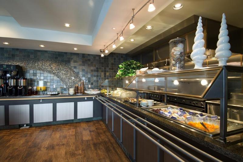 Oxford Suites Силвърдейл Екстериор снимка